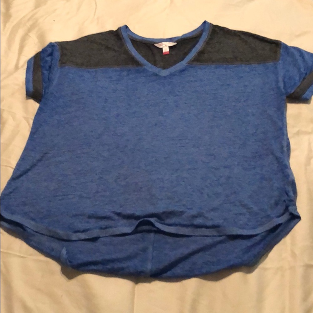 Blue and black thin shirt